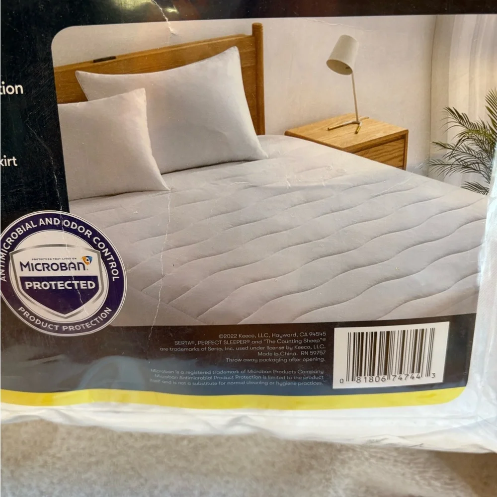 SERTA Perfect Sleeper Comfy Sleep Mattress Pad - White